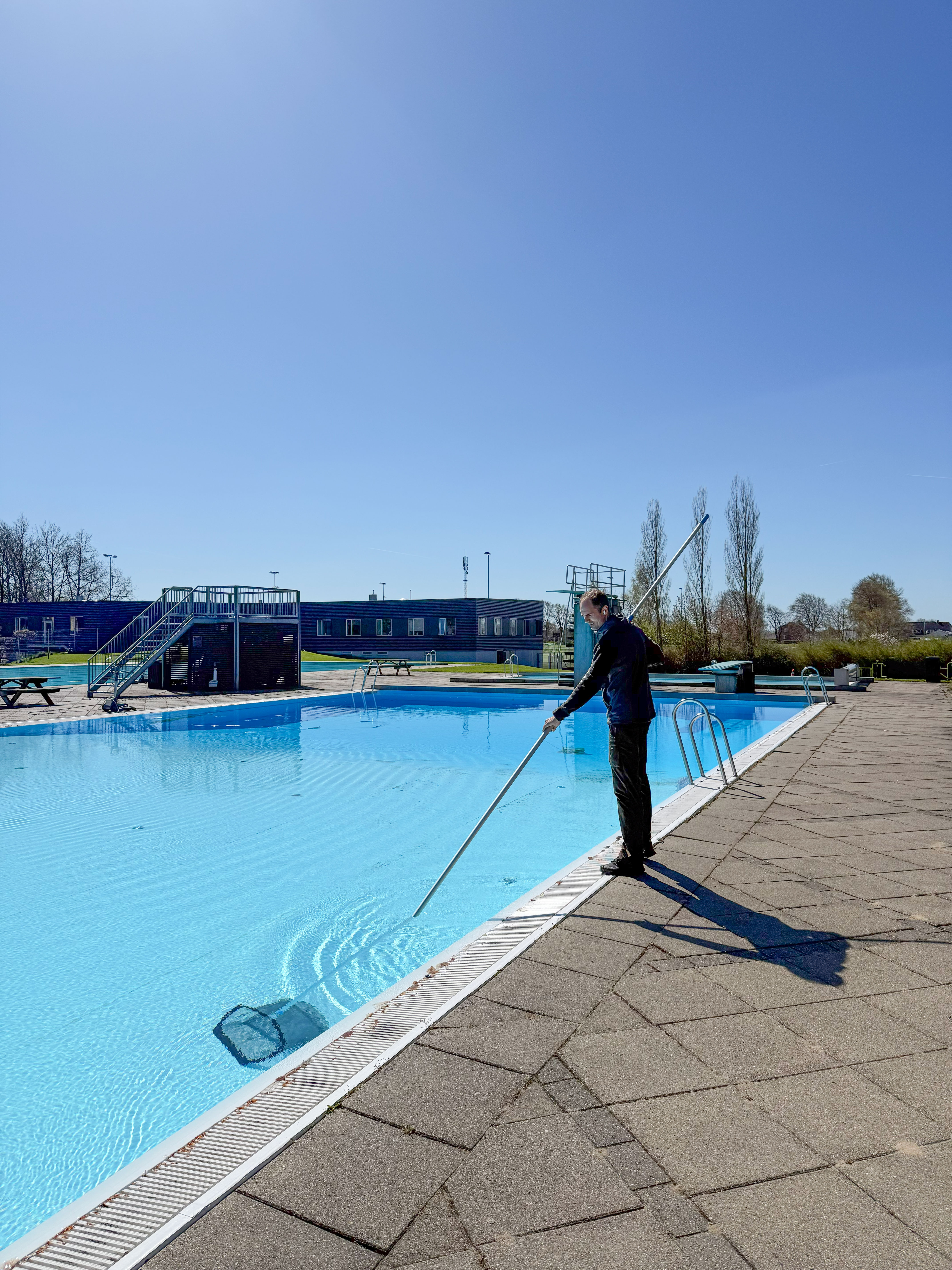 Mand renser pool