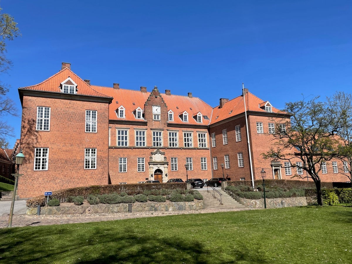 Den gamle landsret, hvor Wibergis flytter ind